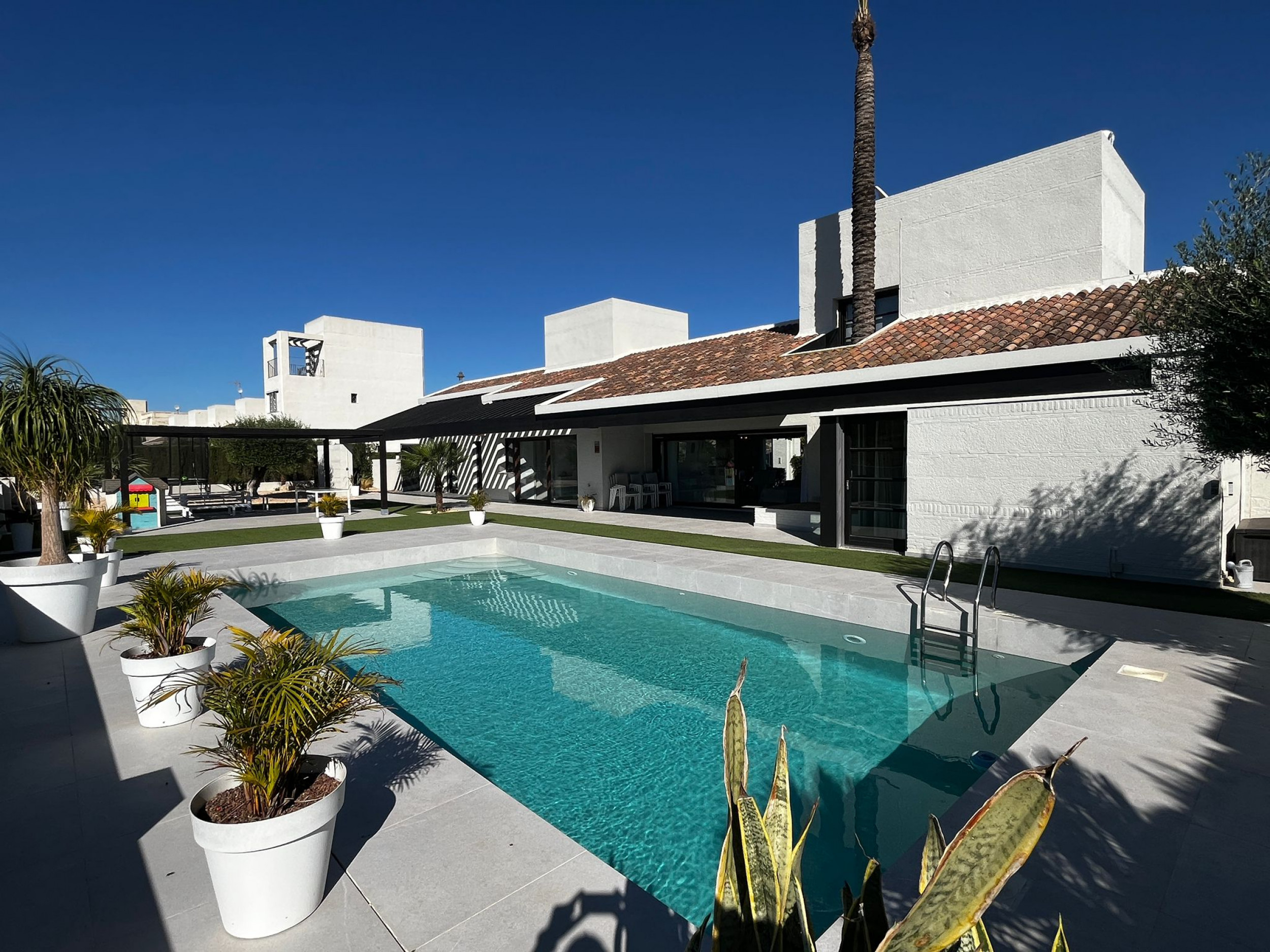 property_attachment_1nwt93mjk9_20221109095041