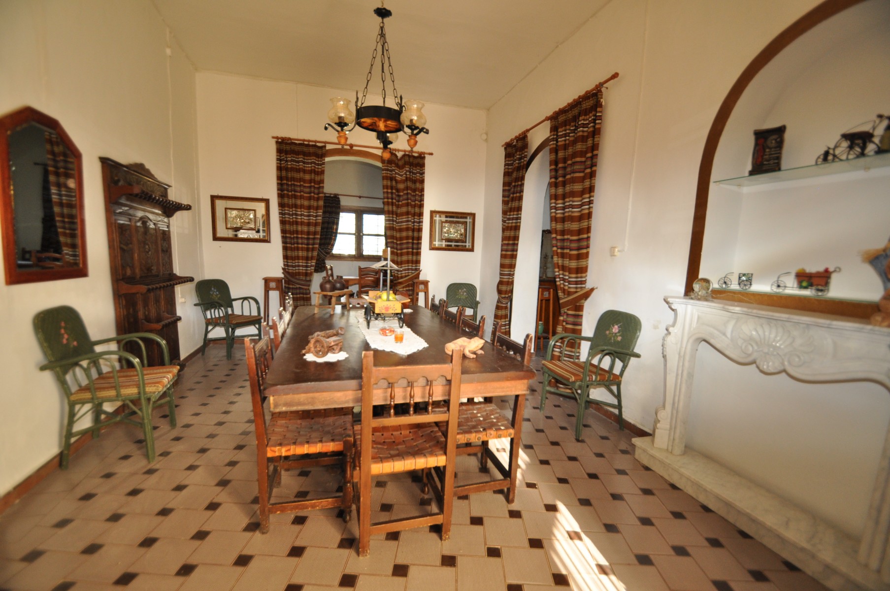 o_1cpc2avmc7ro1m1c2f41g3rag72b